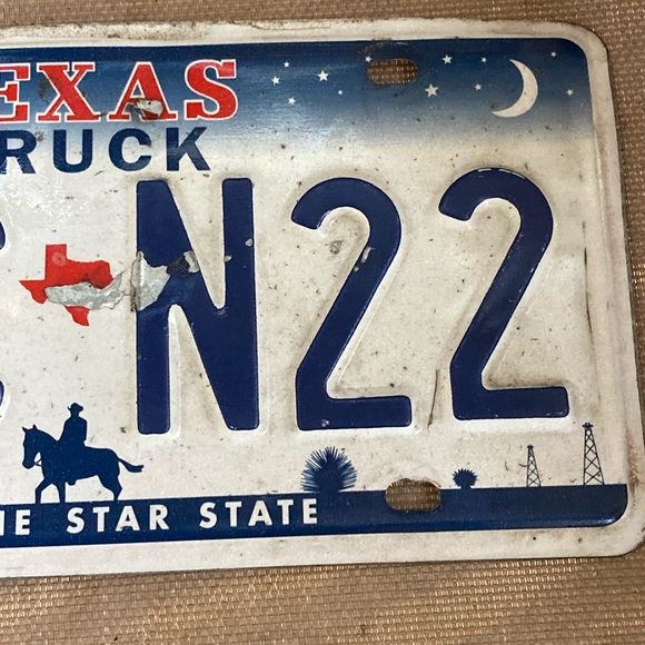 TEXAS “THE LONE STAR STATE” TRUCK LICENSE PLATE FEAT-SHUTTLE MOON STARS - Picture 7 of 7